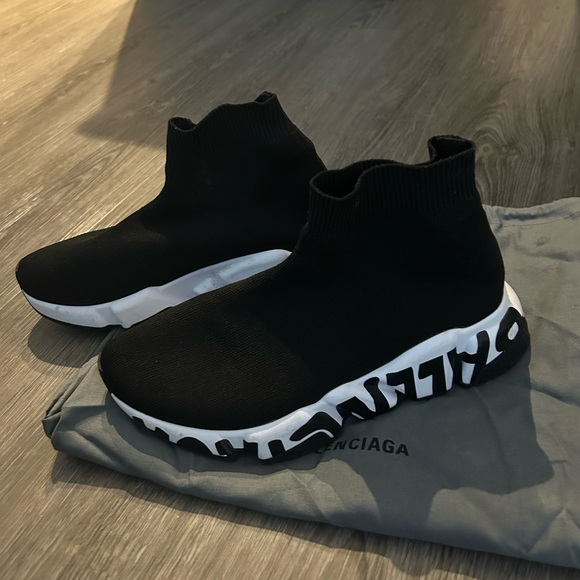 AUTHENTIC BALENCIAGA Speed runners - Picture 2 of 5